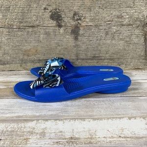 New Okal Slip Sandals Women’s Size 7